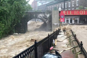 В американском штате Мэриленд введен режим ЧС в связи с наводнением в городе Элликот
