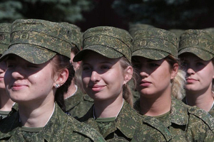 В Минске прошла репетиция парада ко Дню Независимости, в котором впервые примут участие женщины-военнослужащие‍ (ФОТО)