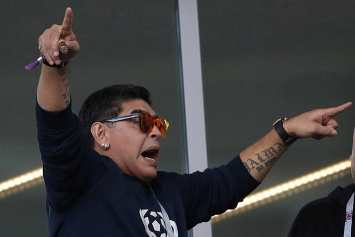 ФИФА осудила Марадону за критику работы судьи матча ЧМ Англия — Колумбия