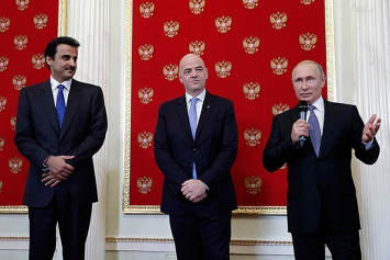 Россия передала Катару эстафету чемпионата мира по футболу