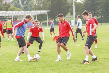 Сборная Беларуси по футболу провела первую тренировку перед стартом Лиги наций