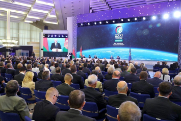 Экипаж МКС поприветствовал участников и гостей международного космического конгресса на белорусском языке