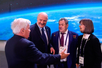 В Минске открылся XXXI конгресс Ассоциации участников космических полетов