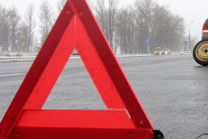 В Минском районе мужчина погиб под колесами Opel