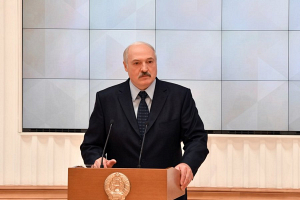 Лукашенко: квадратный метр должен стоить не выше средней зарплаты в стране   