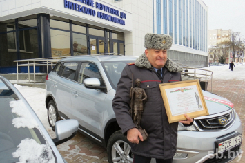 Министр МВД Игорь Шуневич вручил награды лучшим милиционерам Витебщины