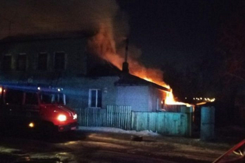 Сотрудники Бобруйского отдела Департамента охраны спасли человека на пожаре