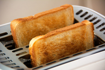 Поджаренный в тостере хлеб оказался токсичнее выхлопных газов
