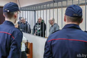 В Минске начался судебный пересмотр дела фанатов "Торпедо"
