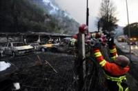  На юге Швейцарии в районе города Вьеж возник крупный лесной пожар. 
Площадь возгорания составляет около 100 га. 